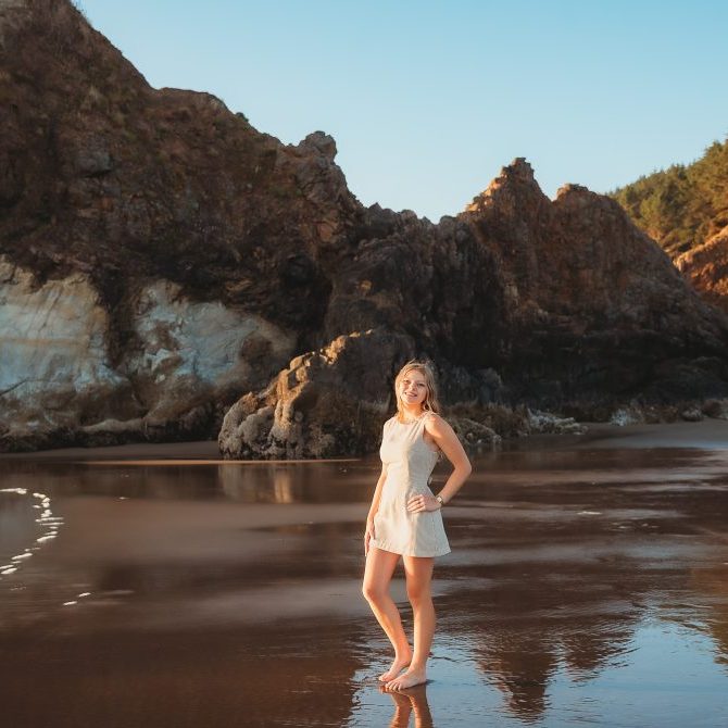 oregon_coast_senior_photographer_nicolehartphotography-4